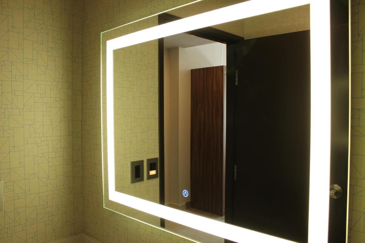 Holiday Inn Express - Monterrey - Fundidora By Ihg المظهر الخارجي الصورة