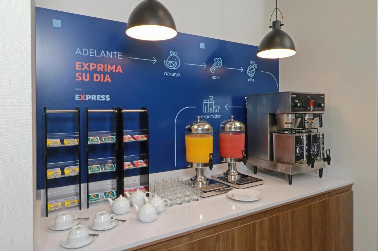 Holiday Inn Express - Monterrey - Fundidora By Ihg المظهر الخارجي الصورة